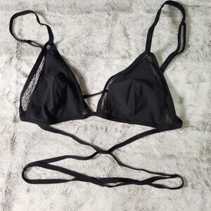 Victoria's Secret Black Strappy and Mesh Lace Wrap Unlined Bralette Bra Size S